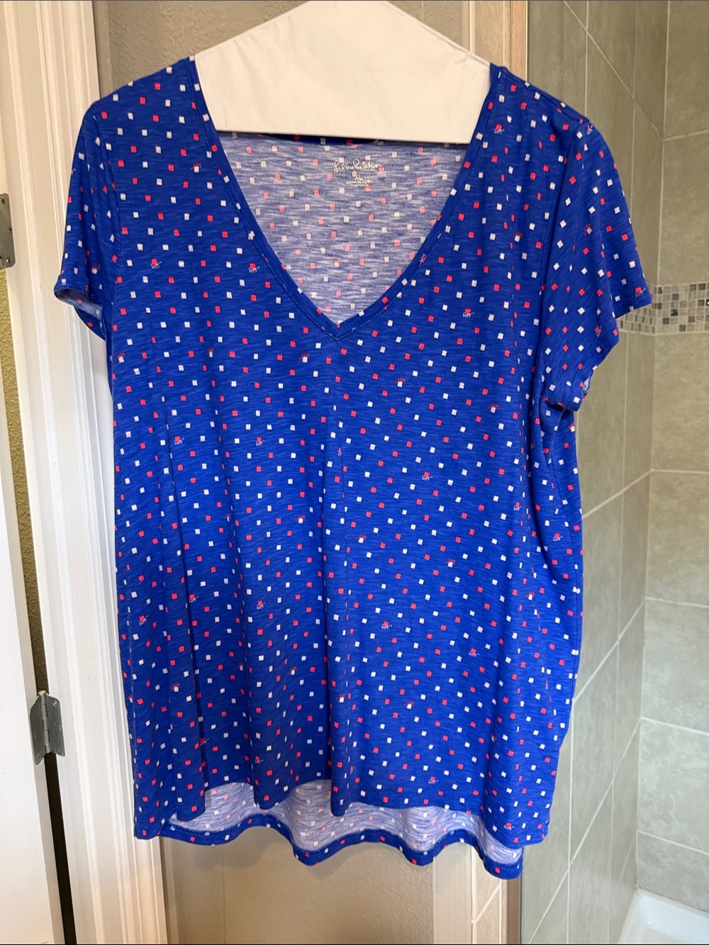 Lilly Pulitzer V-Neck Short Sleeve Tee Red & White & Blue America 250 Size XL
